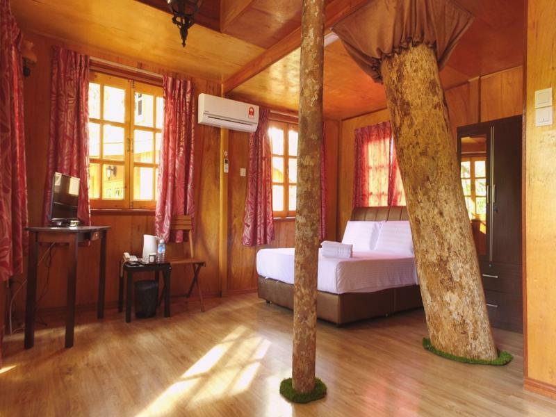 Hotel Borneo Tree House Kota Kinabalu Exterior foto
